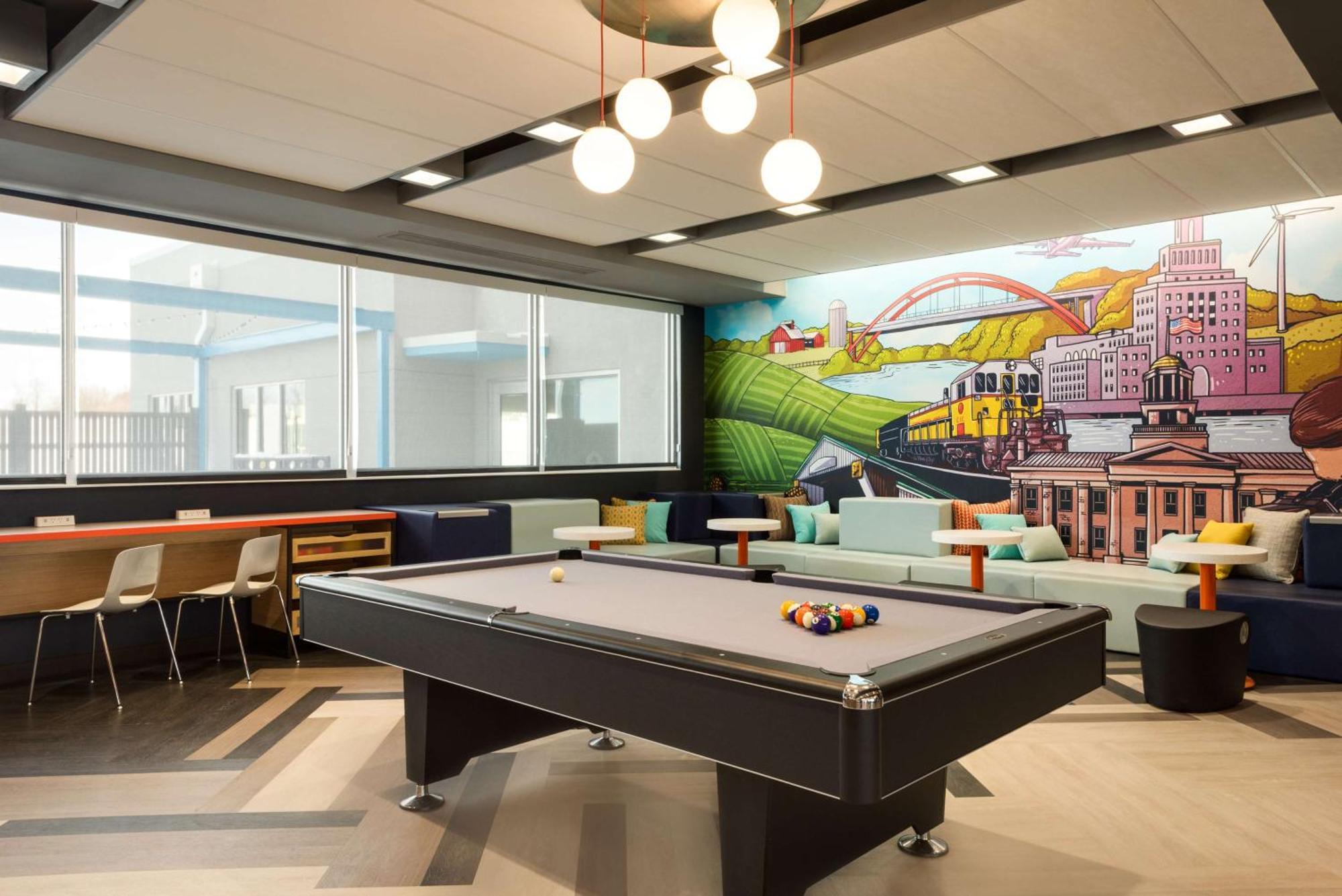 Tru By Hilton Cedar Rapids Westdale Ξενοδοχείο Εξωτερικό φωτογραφία